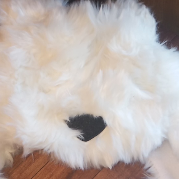 White bear hat - Picture 2 of 7